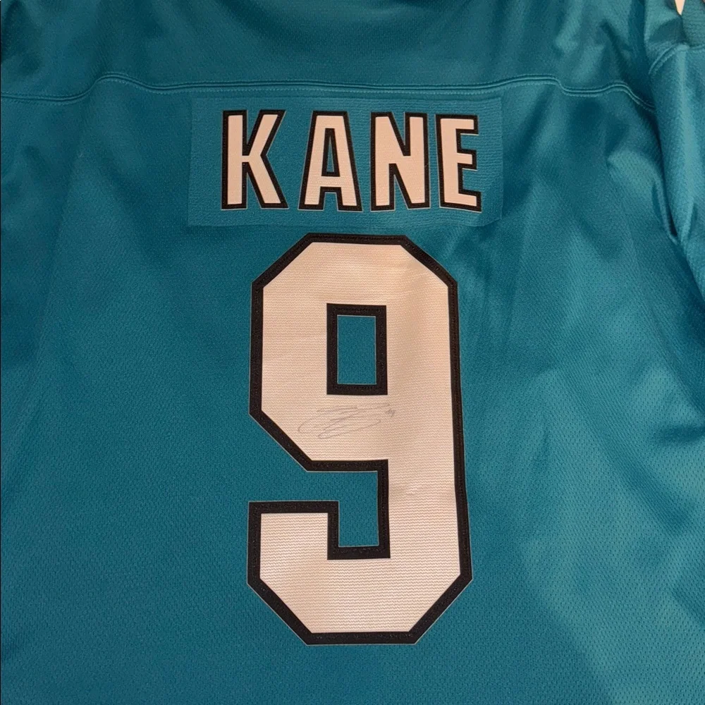 Autographed Sharks Jersey by Evander Kane - Picture 3 of 4